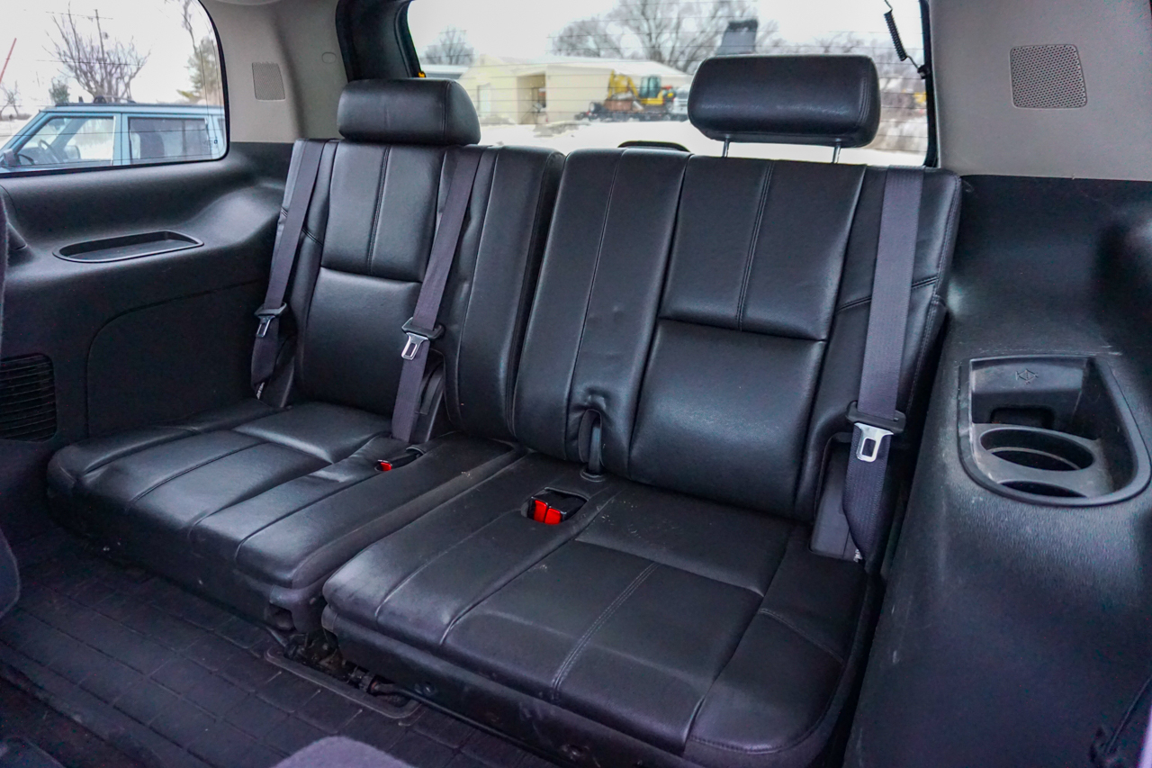 Chevrolet Tahoe 4WD 4dr 1500 LT 2012