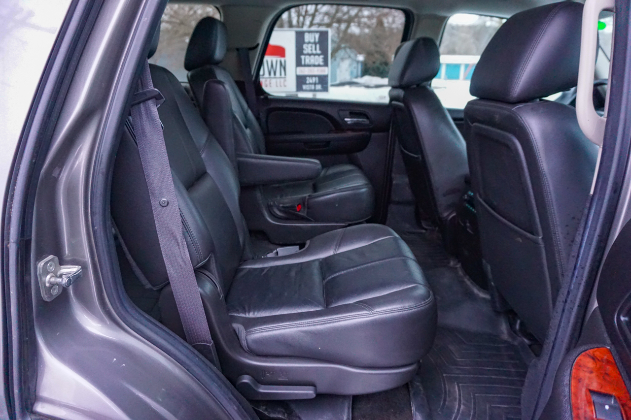 Chevrolet Tahoe 4WD 4dr 1500 LT 2012