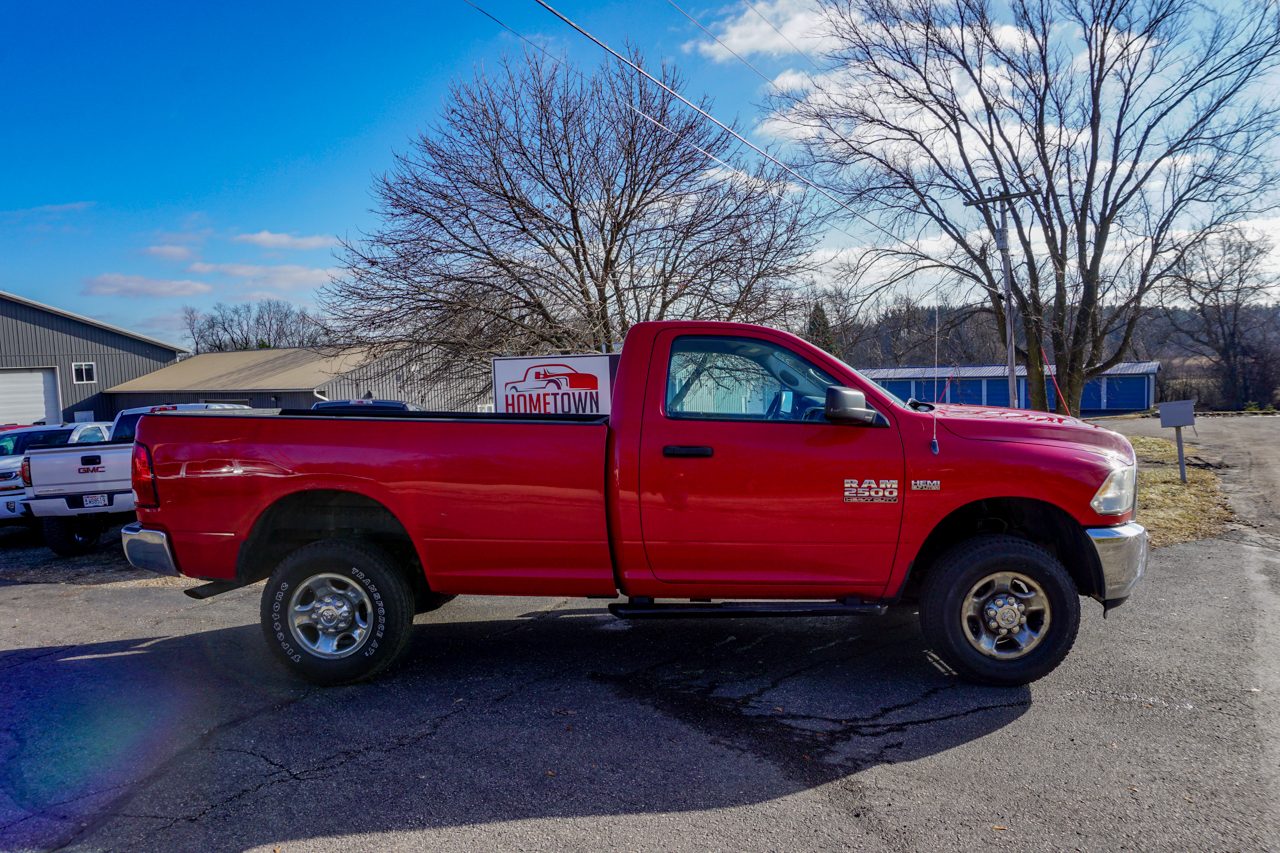 RAM 2500 4WD Reg Cab 140.5" Tradesman 2013