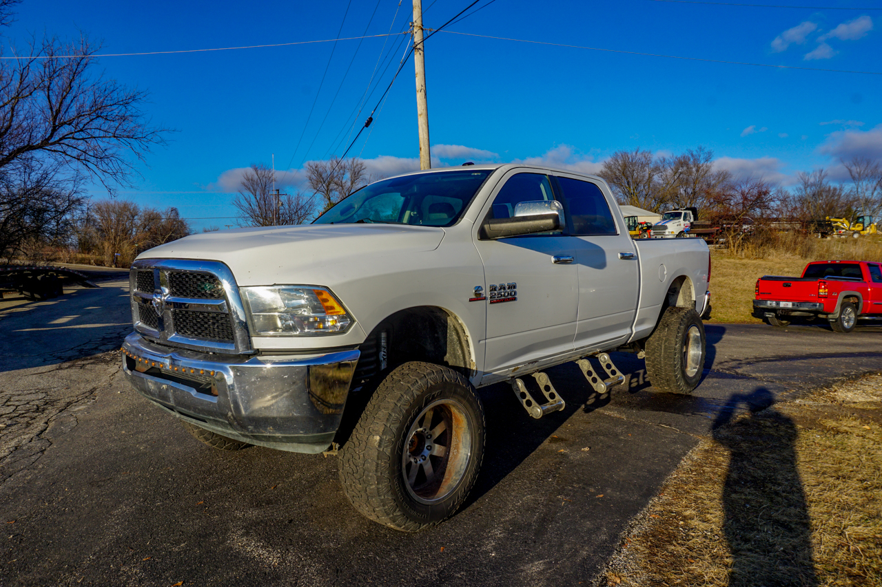 RAM 2500 4WD Crew Cab 149" SLT 2015