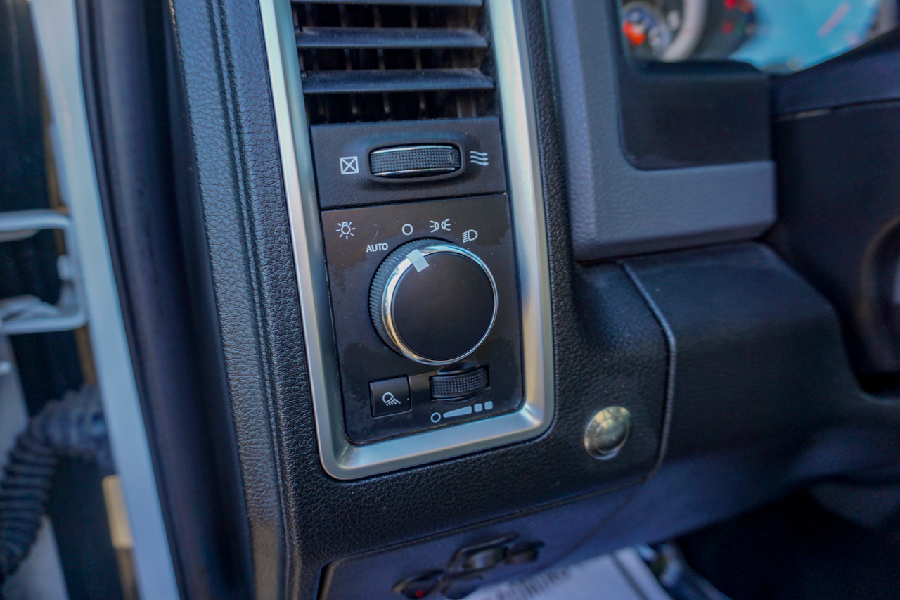 RAM 2500 4WD Crew Cab 149" SLT 2015