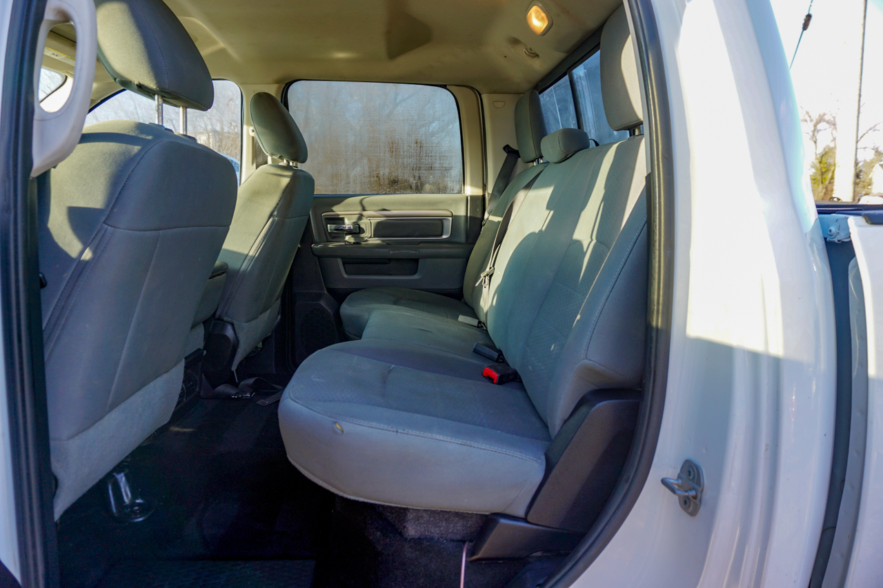 RAM 2500 4WD Crew Cab 149" SLT 2015