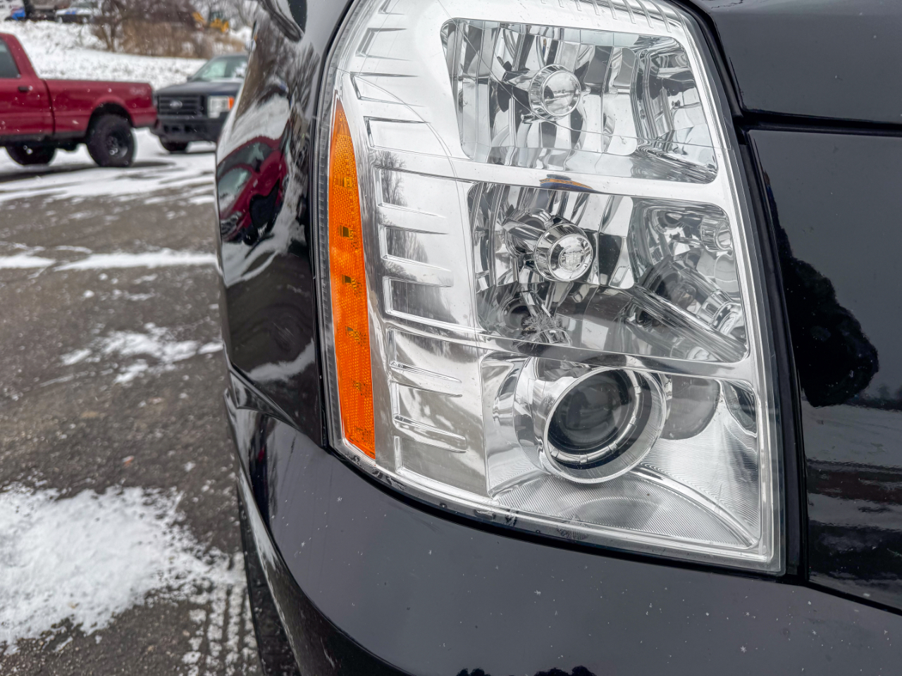Cadillac Escalade AWD 4dr 2007