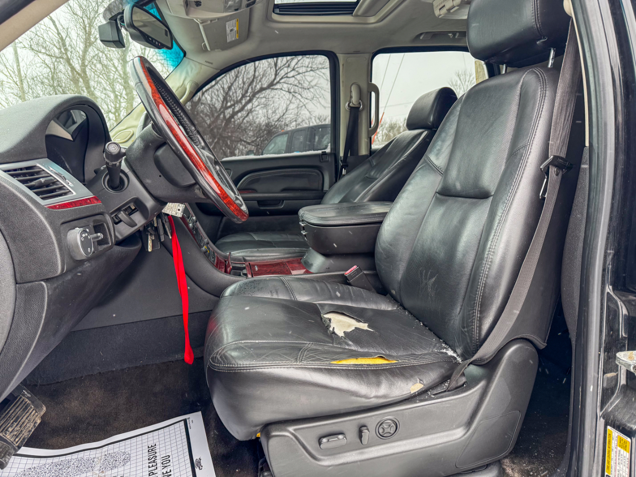 Cadillac Escalade AWD 4dr 2007