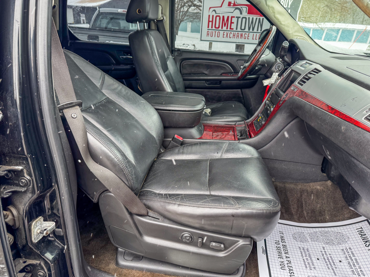 Cadillac Escalade AWD 4dr 2007