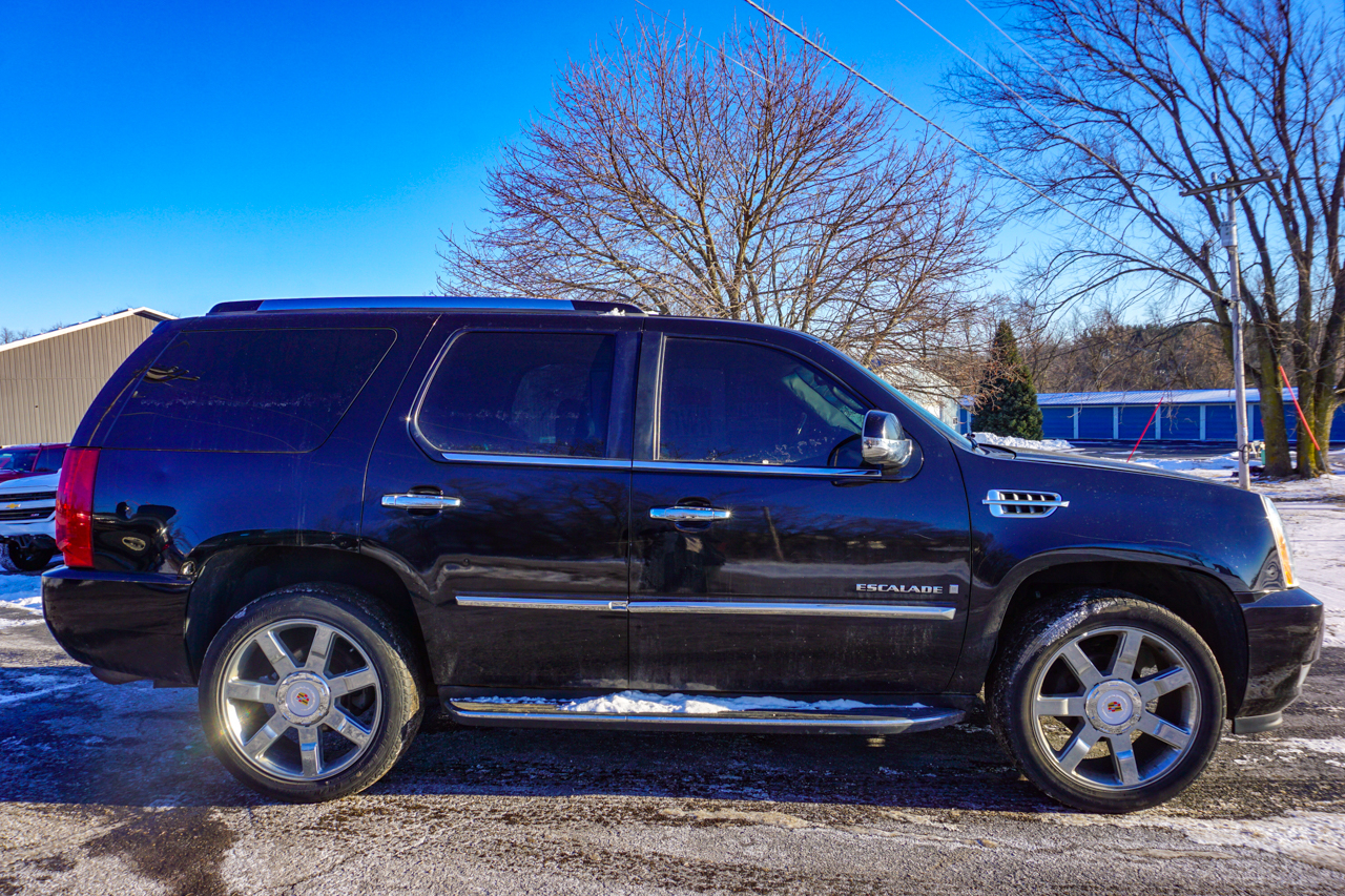 Cadillac Escalade AWD 4dr 2007