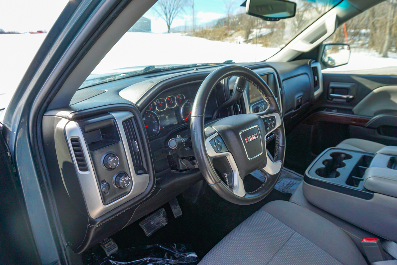 GMC Sierra 1500 4WD Crew Cab 143.5" SLE 2014