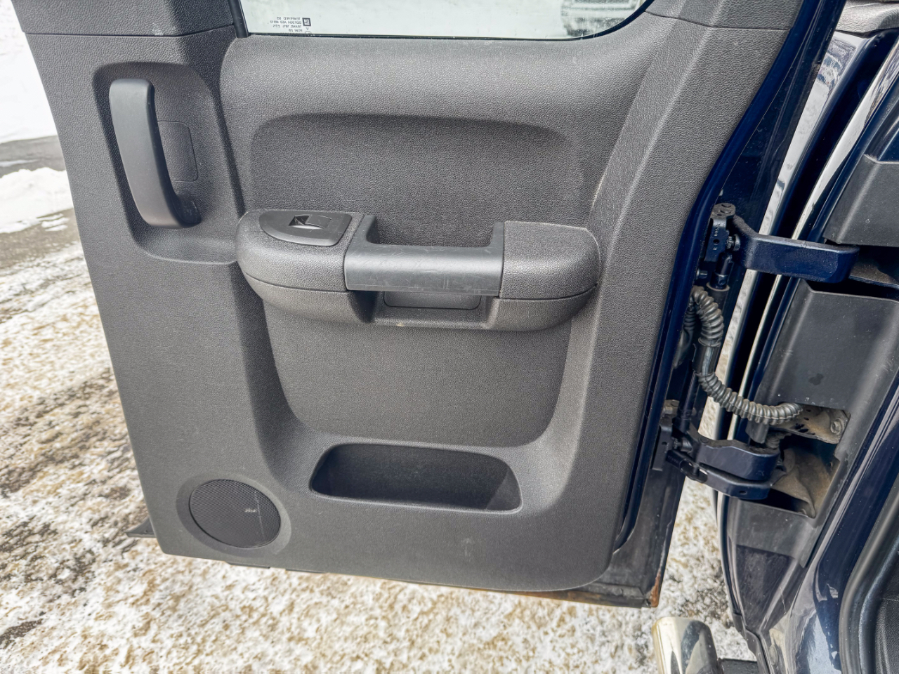 Chevrolet Silverado 1500 4WD Ext Cab 143.5" LT 2011