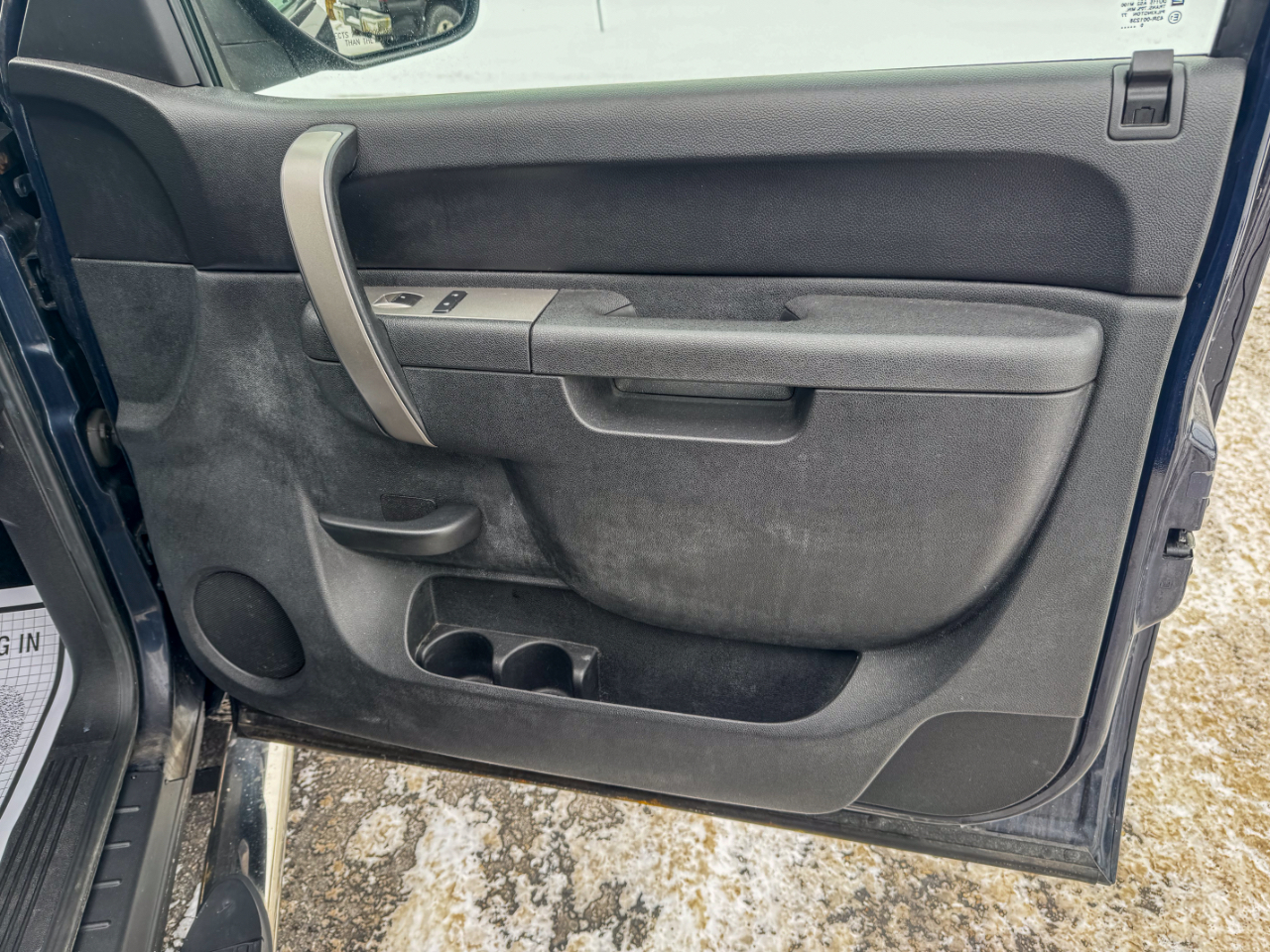 Chevrolet Silverado 1500 4WD Ext Cab 143.5" LT 2011