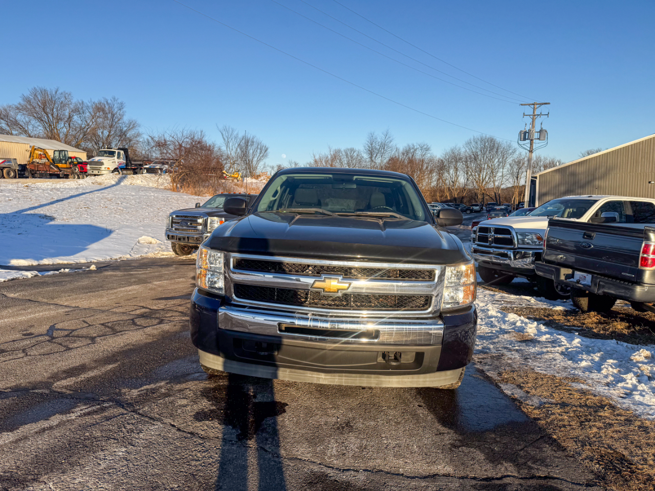 Chevrolet Silverado 1500 4WD Ext Cab 143.5" LT 2011