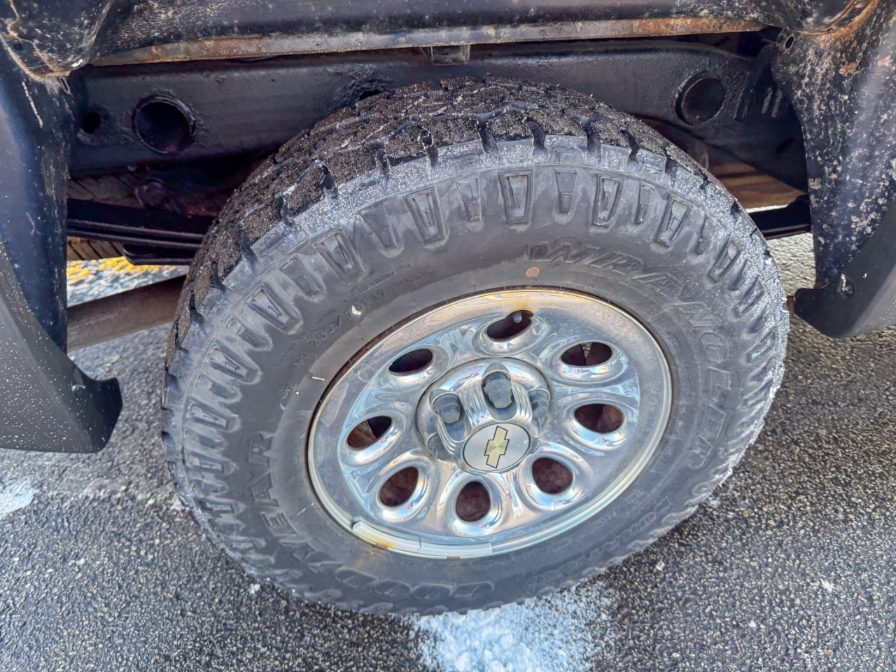 Chevrolet Silverado 1500 4WD Ext Cab 143.5" LT 2011