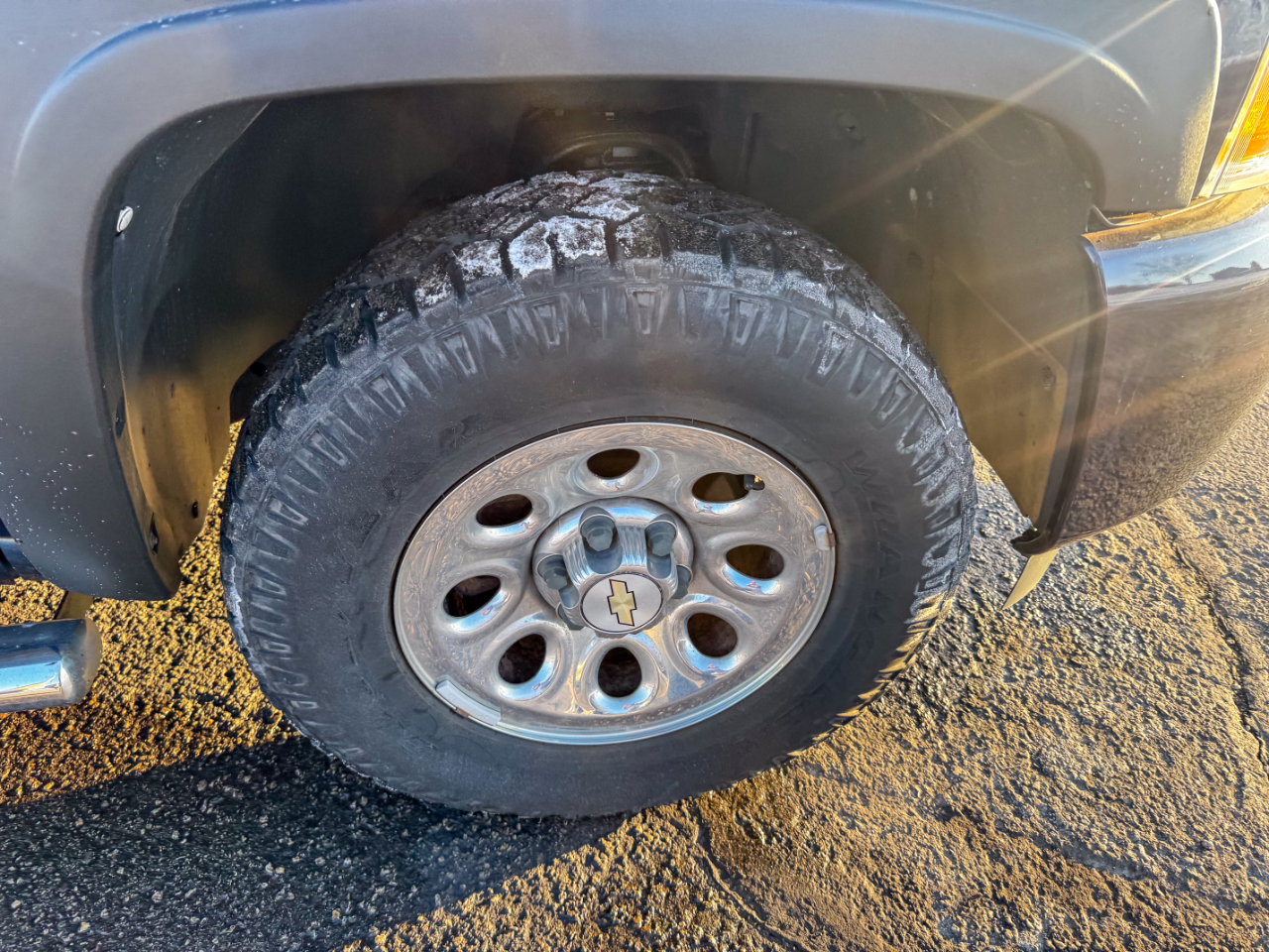 Chevrolet Silverado 1500 4WD Ext Cab 143.5" LT 2011