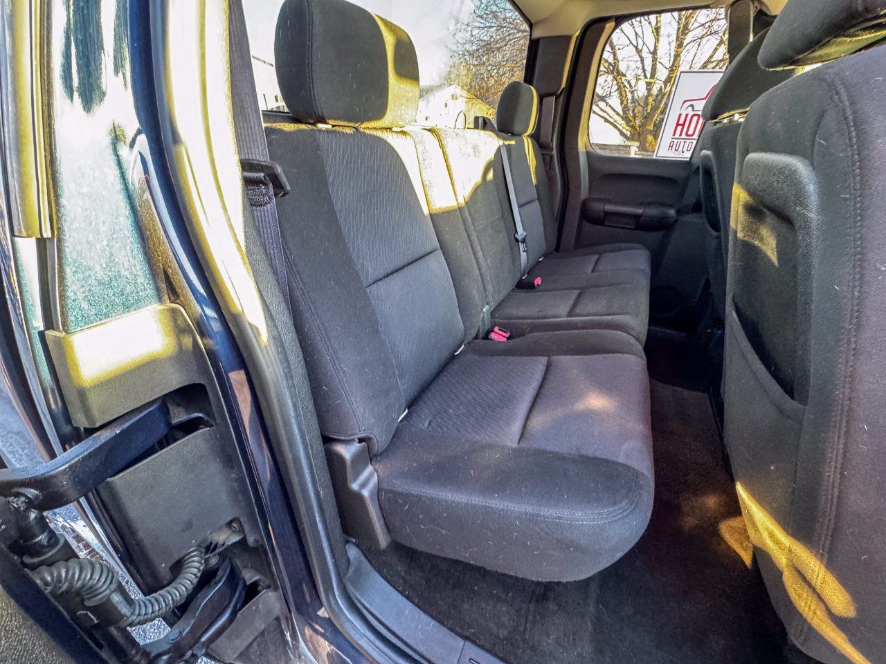 Chevrolet Silverado 1500 4WD Ext Cab 143.5" LT 2011