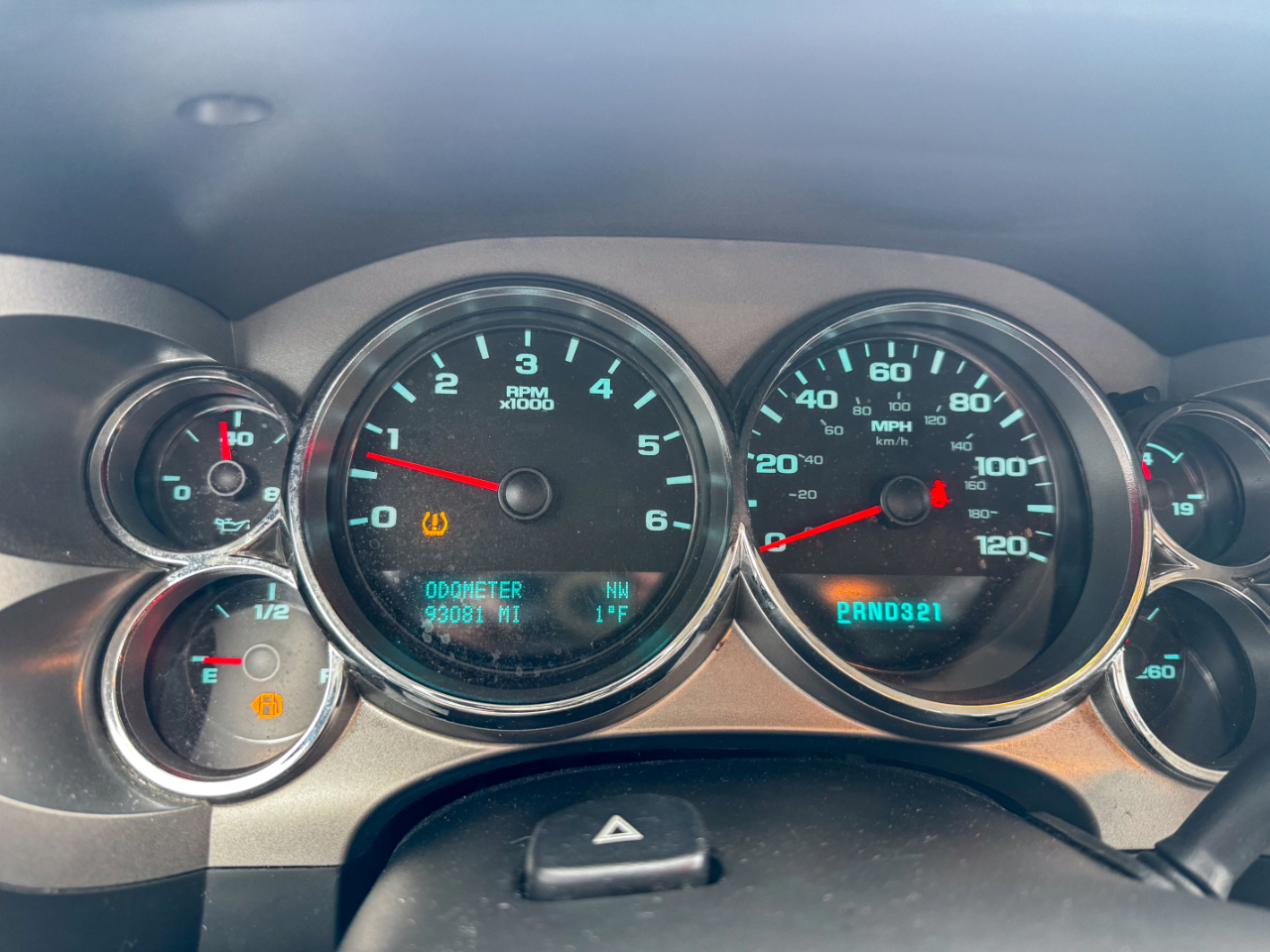 Chevrolet Silverado 1500 4WD Ext Cab 143.5" LT 2011