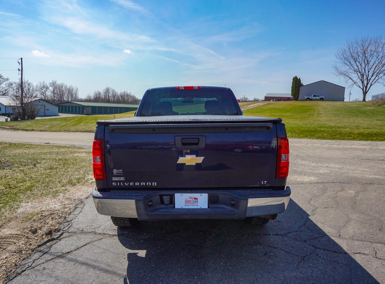 Chevrolet Silverado 1500 4WD Ext Cab 143.5" LT 2011