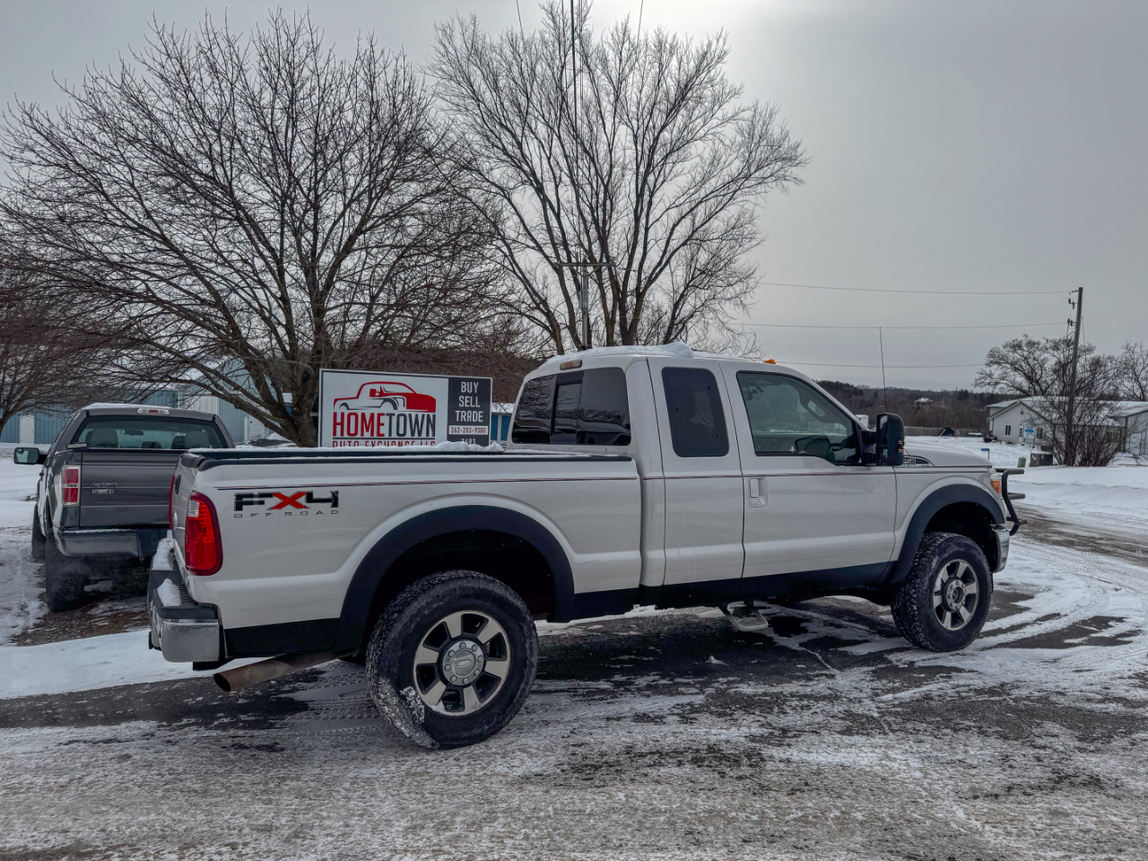 Ford Super Duty F-250 SRW 4WD SuperCab 142" Lariat 2011