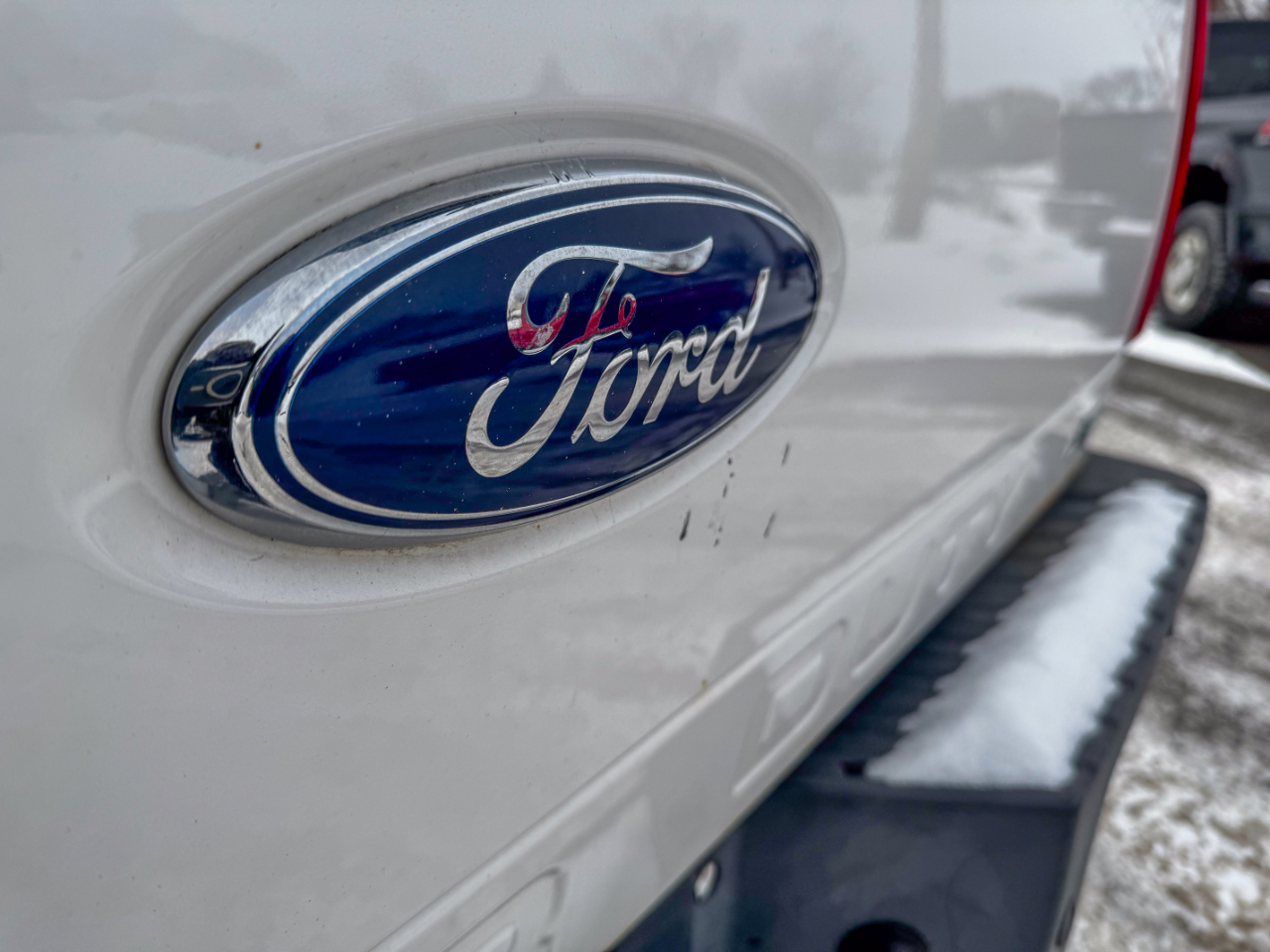 Ford Super Duty F-250 SRW 4WD SuperCab 142" Lariat 2011