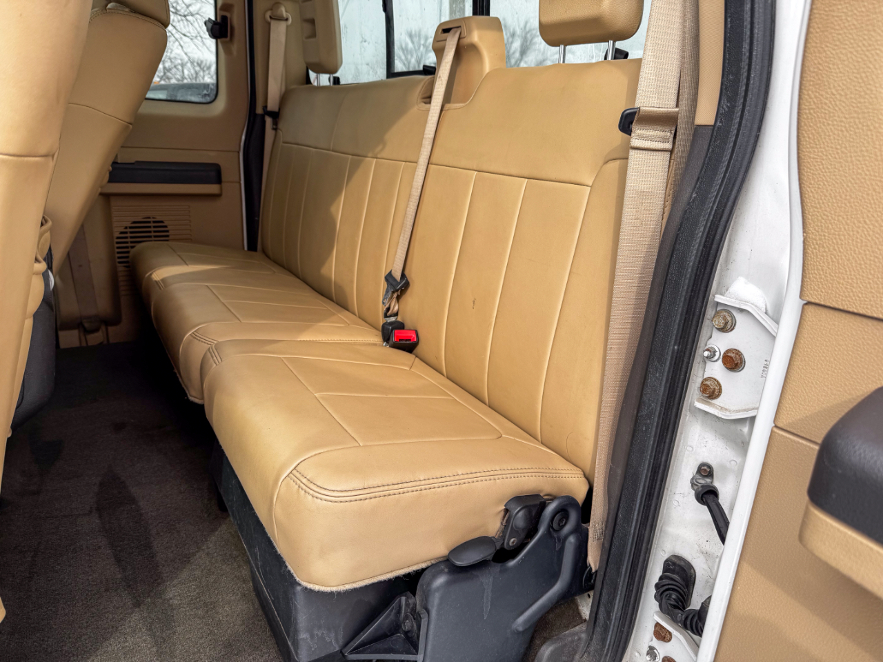 Ford Super Duty F-250 SRW 4WD SuperCab 142" Lariat 2011