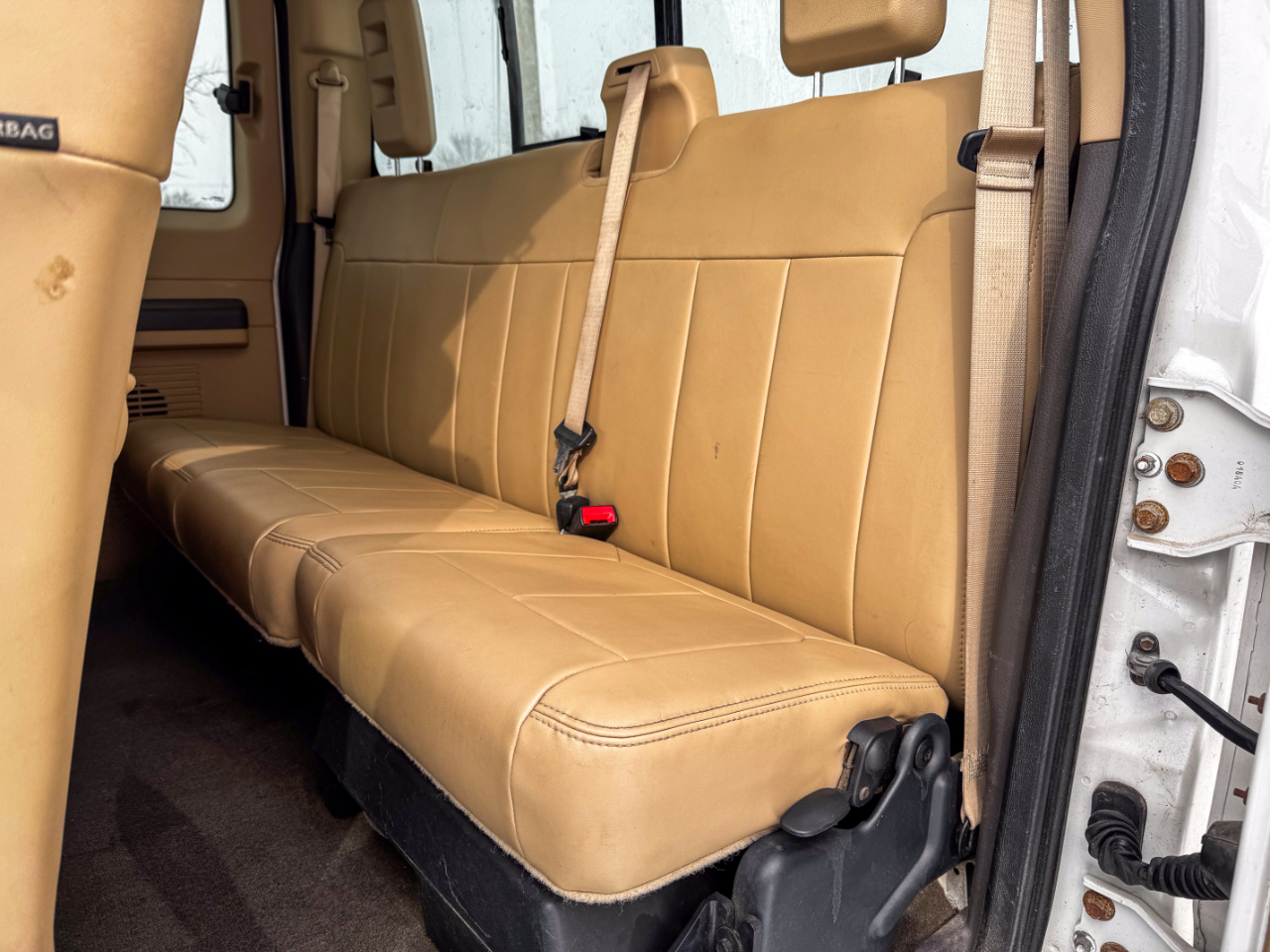 Ford Super Duty F-250 SRW 4WD SuperCab 142" Lariat 2011