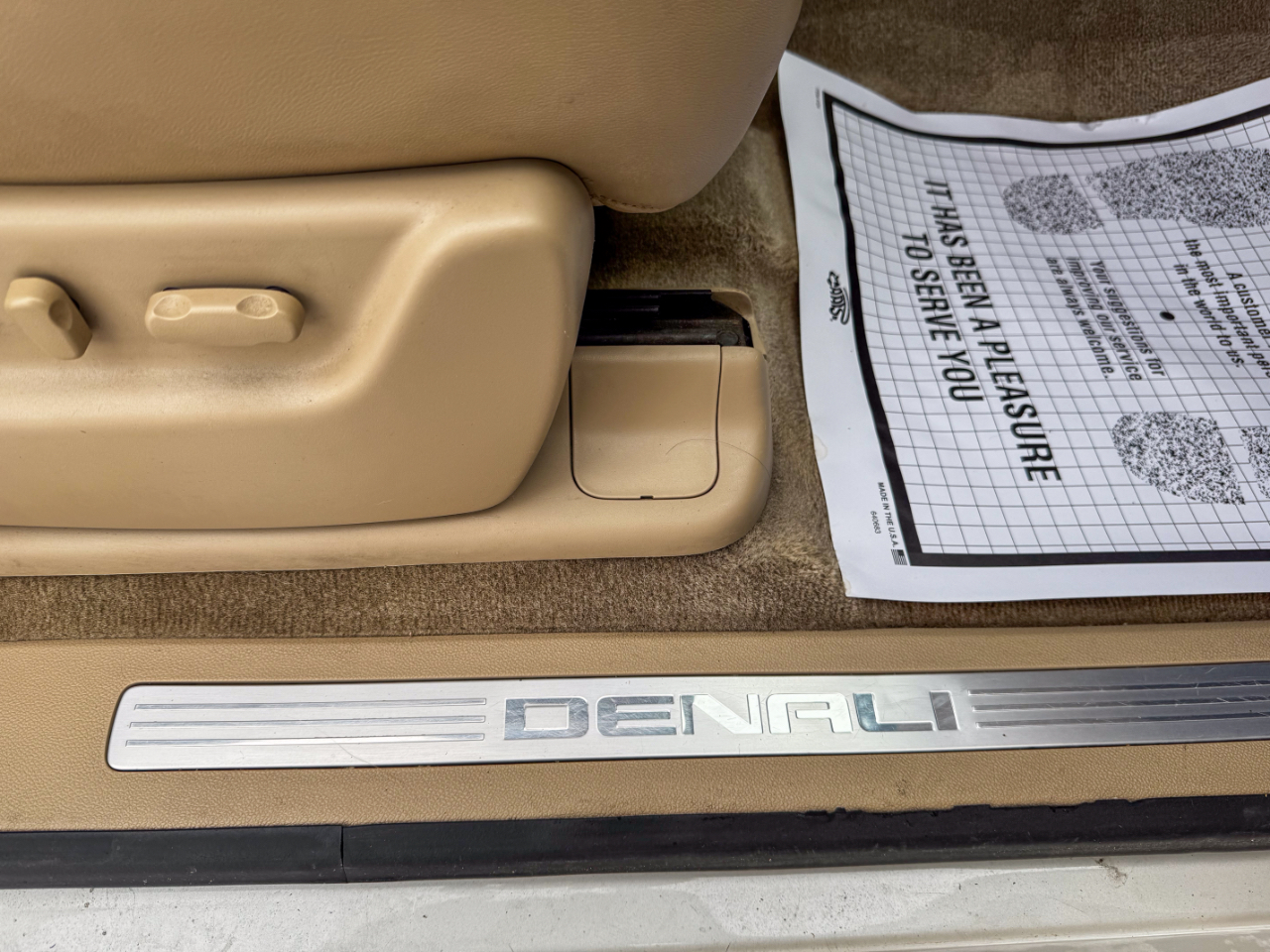 GMC Yukon AWD 4dr 1500 Denali 2013