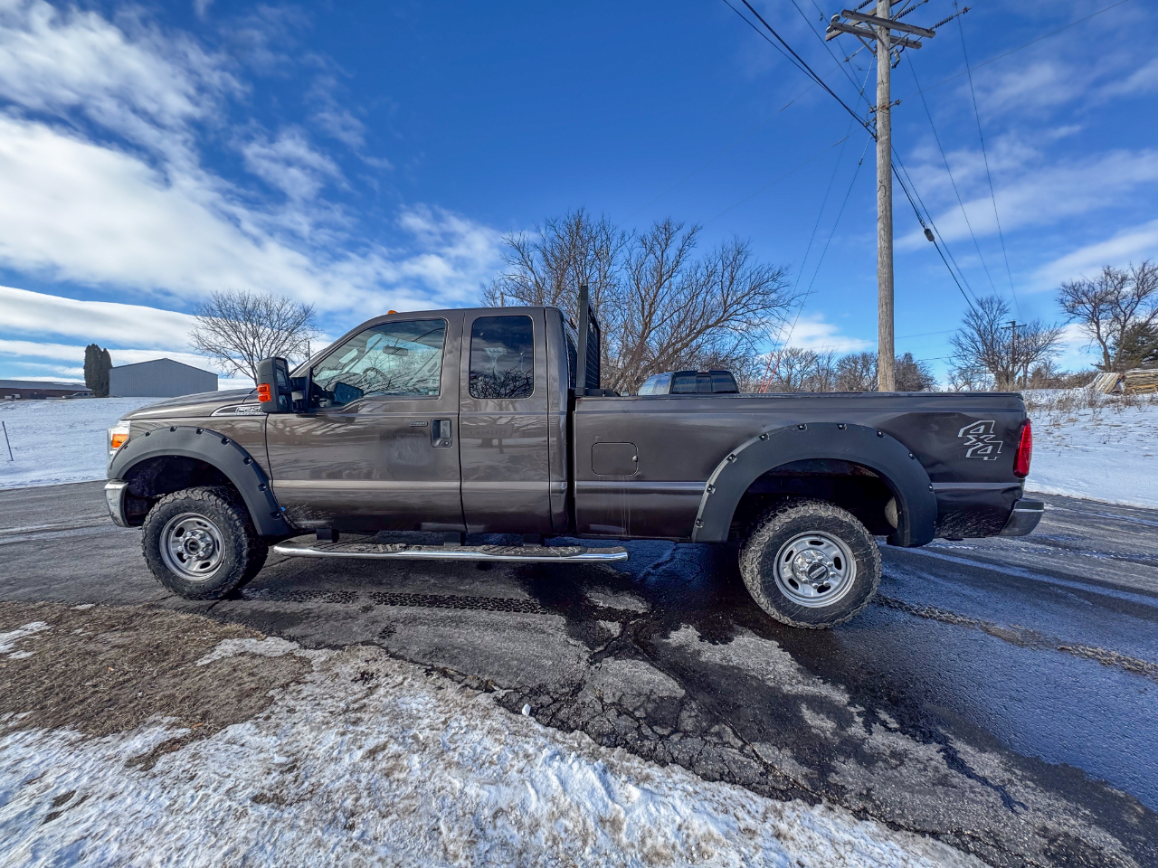 Ford Super Duty F-250 SRW 4WD SuperCab 142" XLT 2015