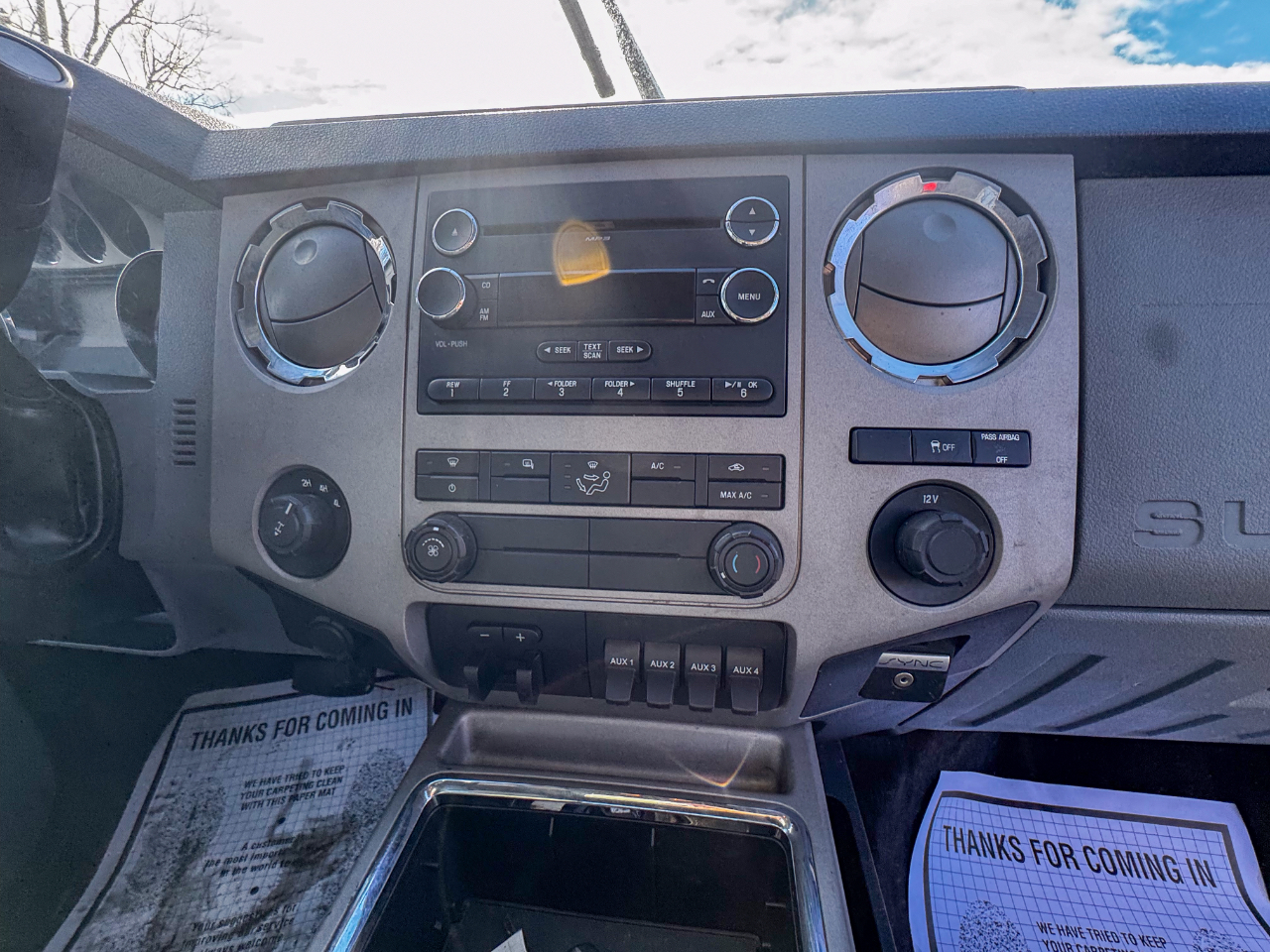 Ford Super Duty F-250 SRW 4WD SuperCab 142" XLT 2015