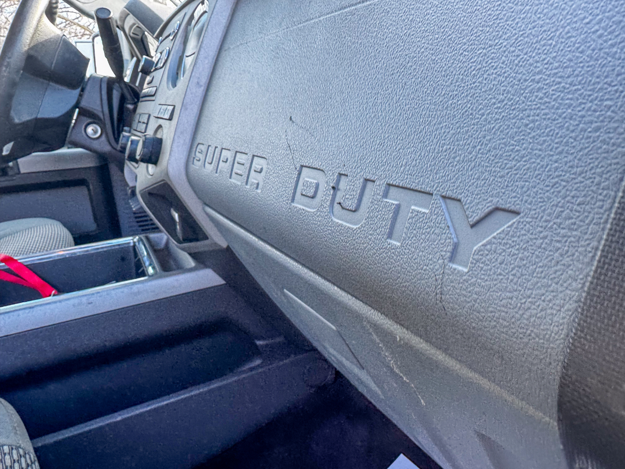 Ford Super Duty F-250 SRW 4WD SuperCab 142" XLT 2015