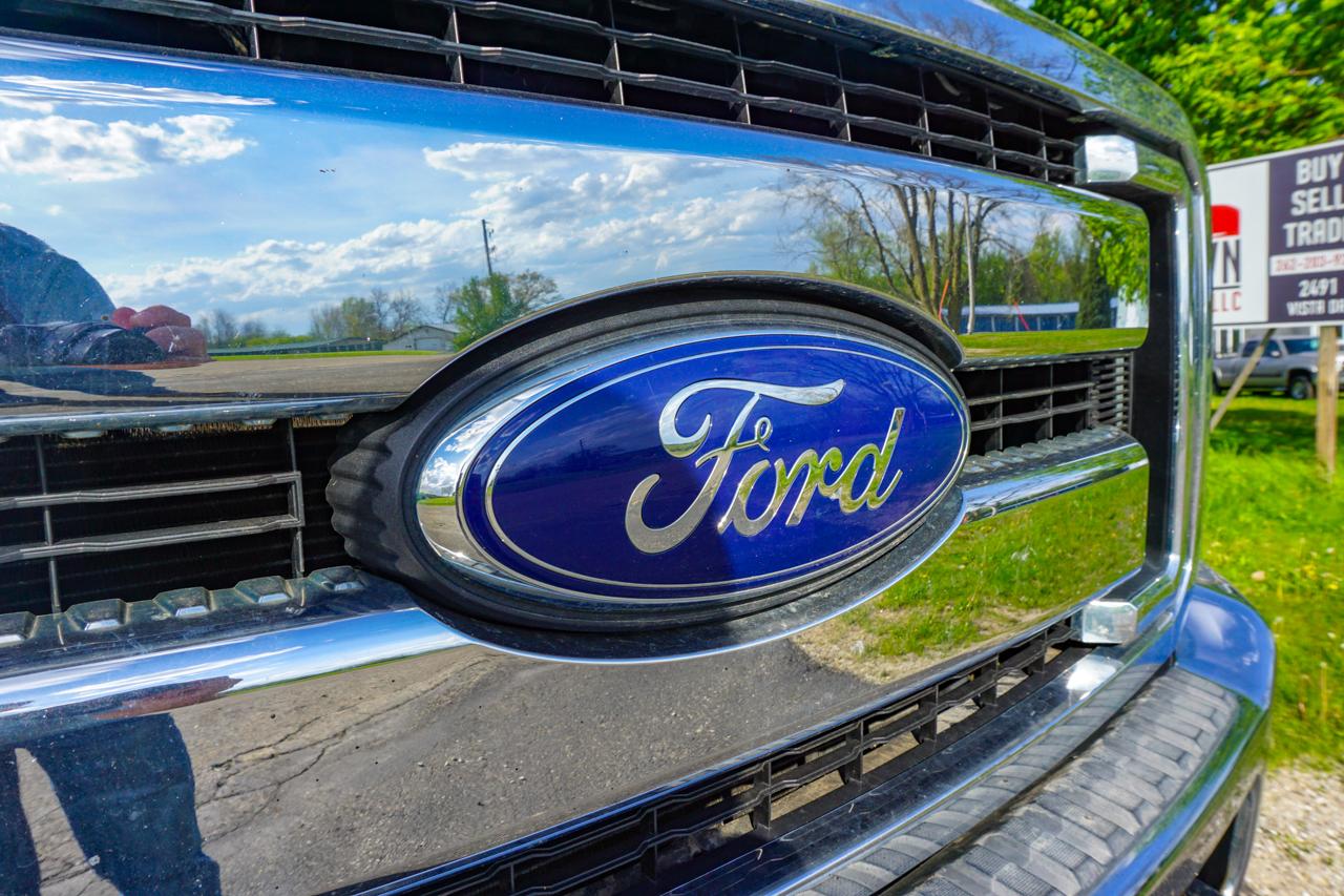 Ford Super Duty F-250 SRW 4WD SuperCab 142" XLT 2015