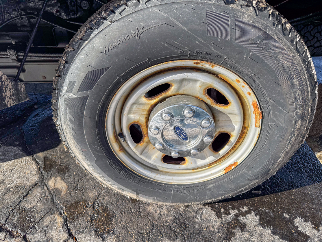 Ford Super Duty F-250 SRW 4WD SuperCab 142" XLT 2012