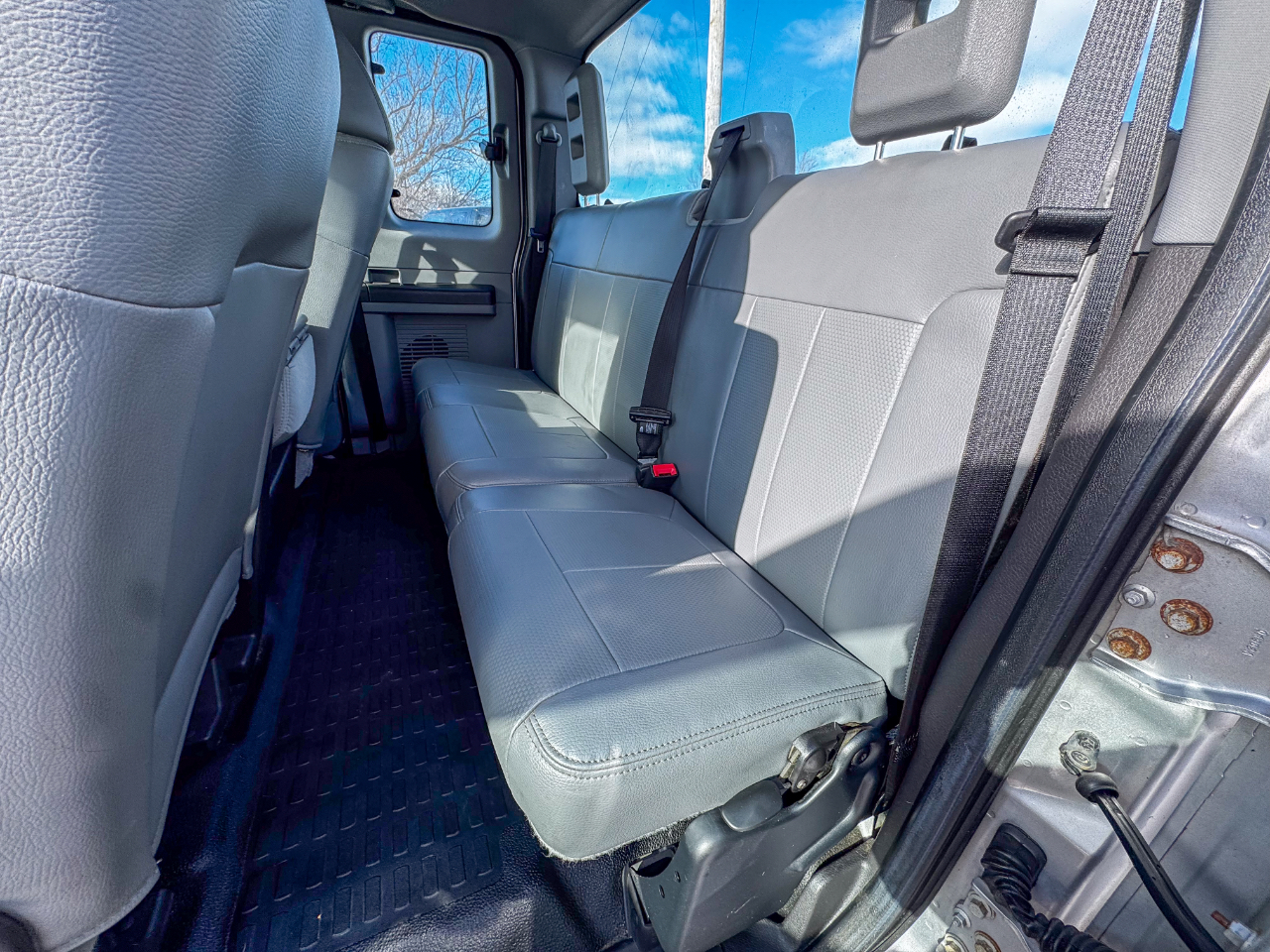 Ford Super Duty F-250 SRW 4WD SuperCab 142" XLT 2012