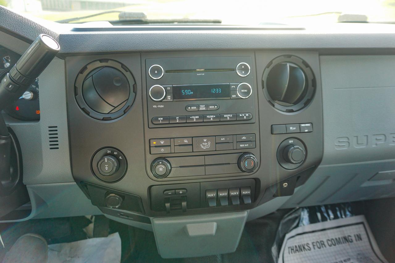 Ford Super Duty F-250 SRW 4WD SuperCab 142" XLT 2012