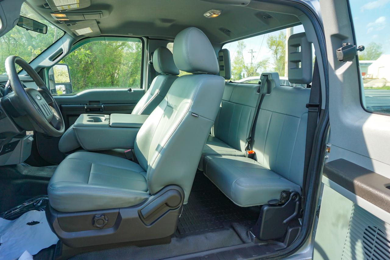 Ford Super Duty F-250 SRW 4WD SuperCab 142" XLT 2012