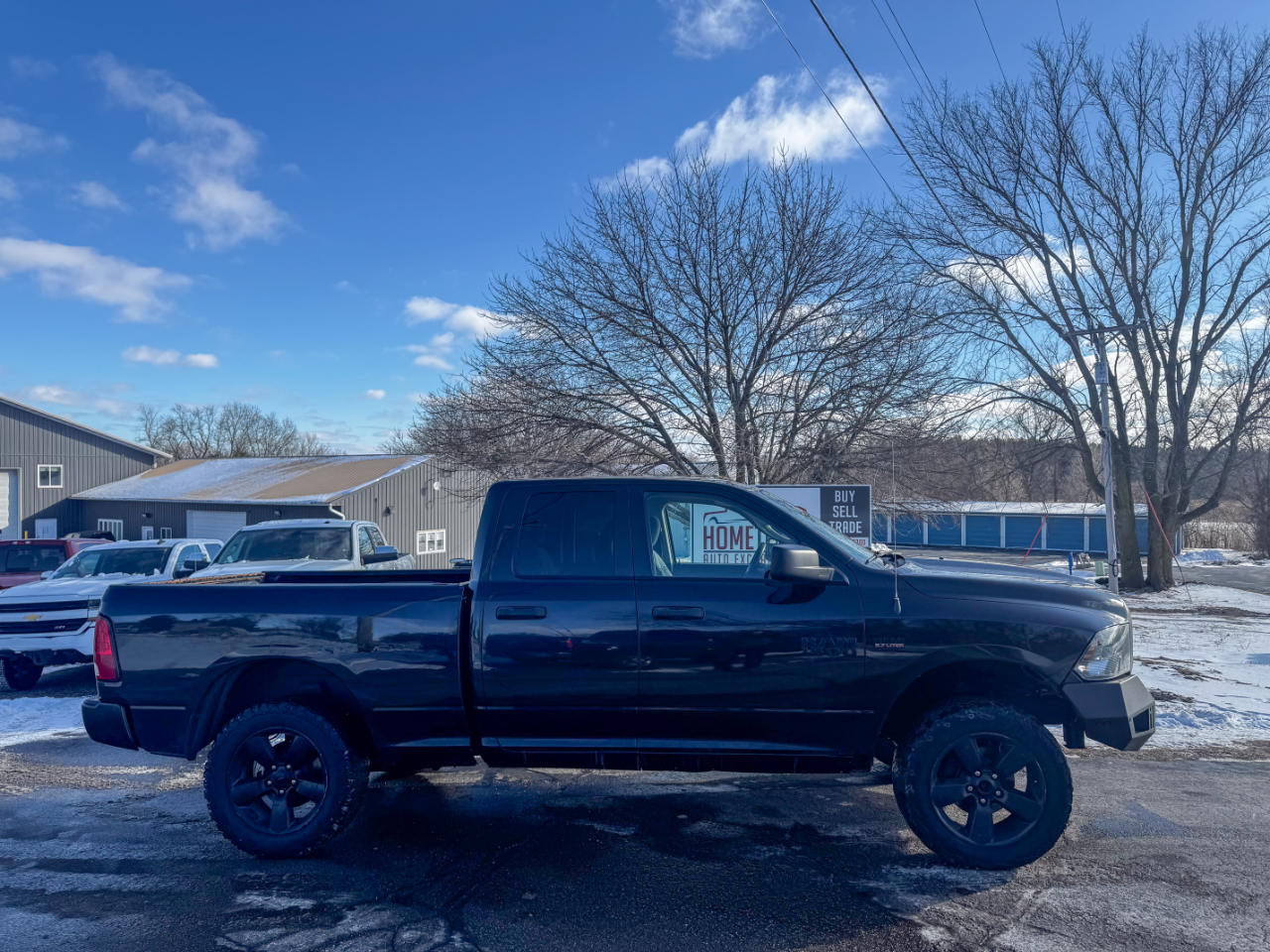 RAM 1500 4WD Quad Cab 140.5" Express 2016