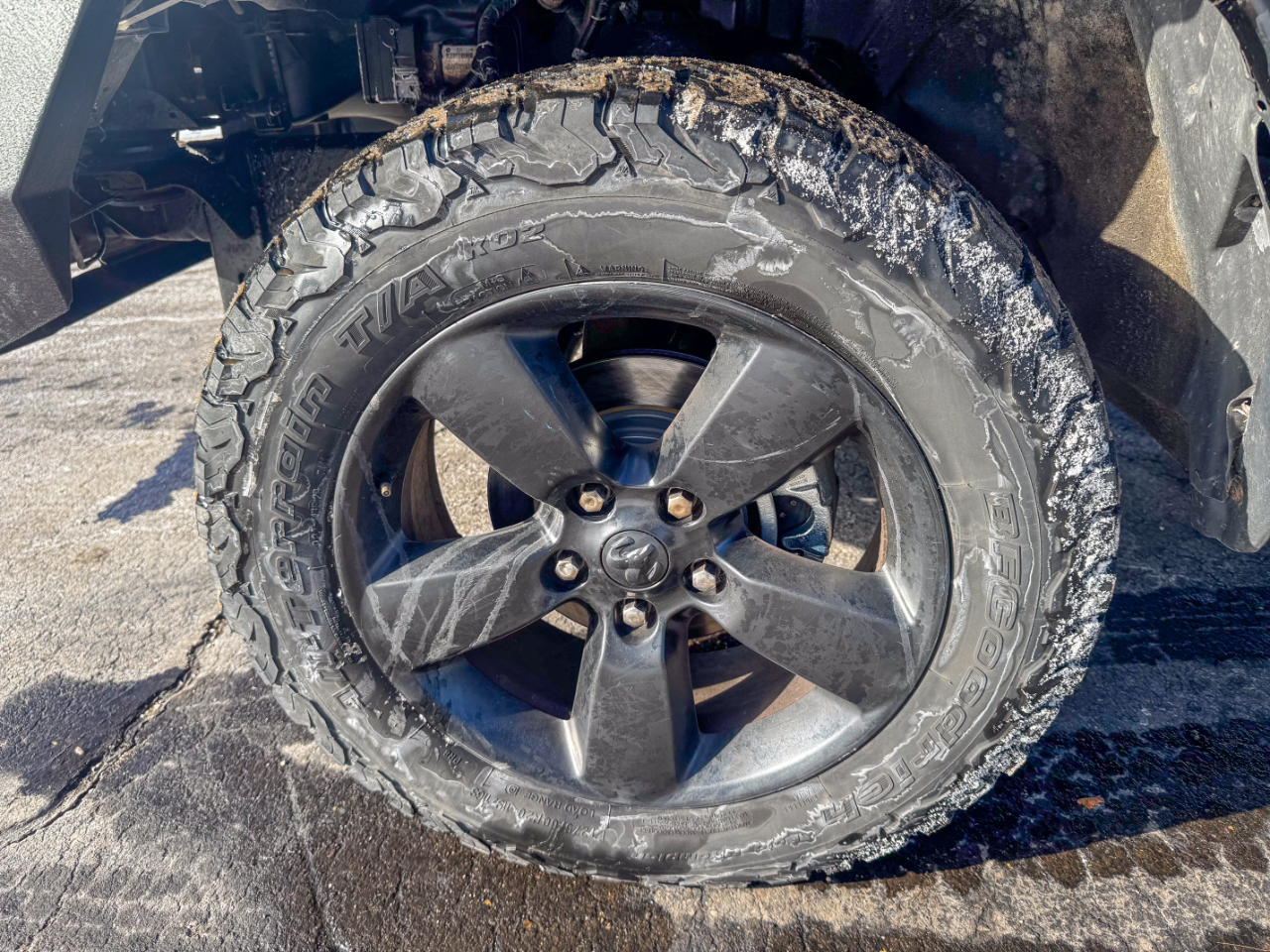 RAM 1500 4WD Quad Cab 140.5" Express 2016