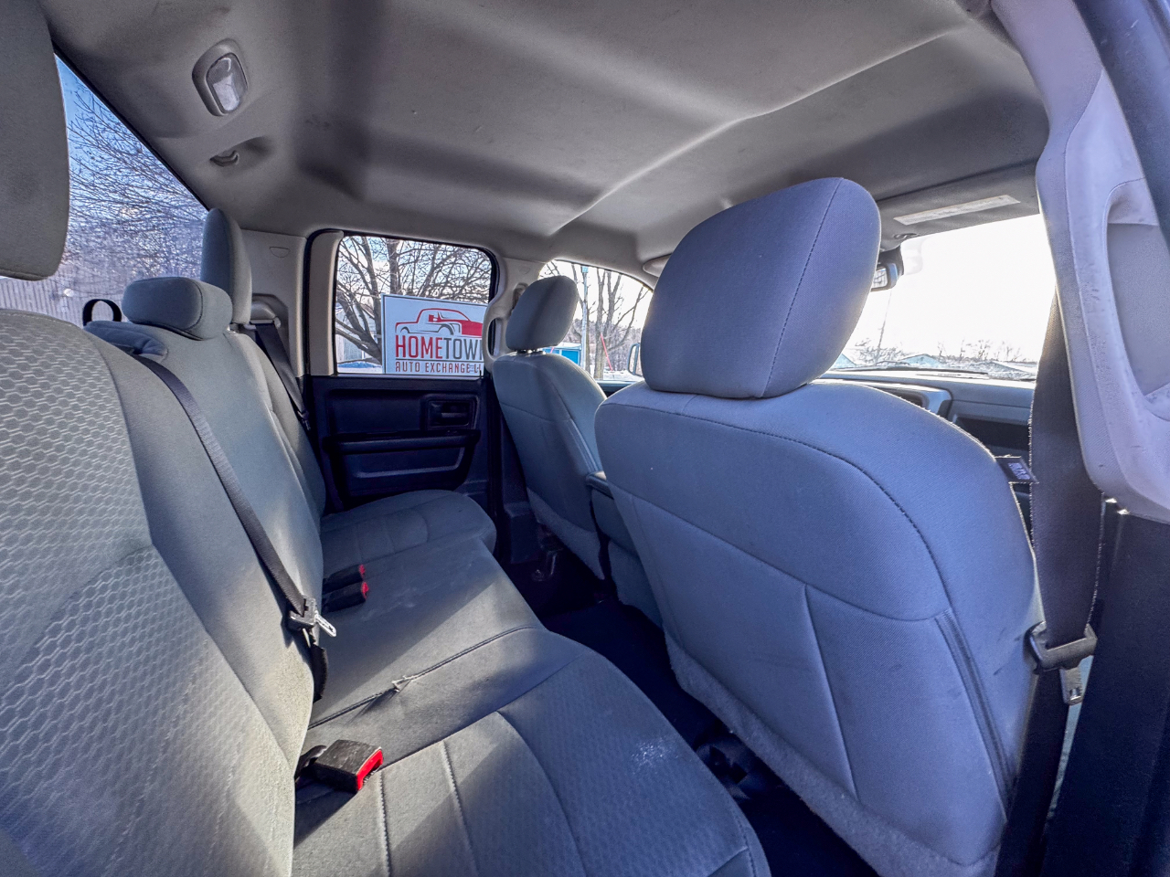 RAM 1500 4WD Quad Cab 140.5" Express 2016