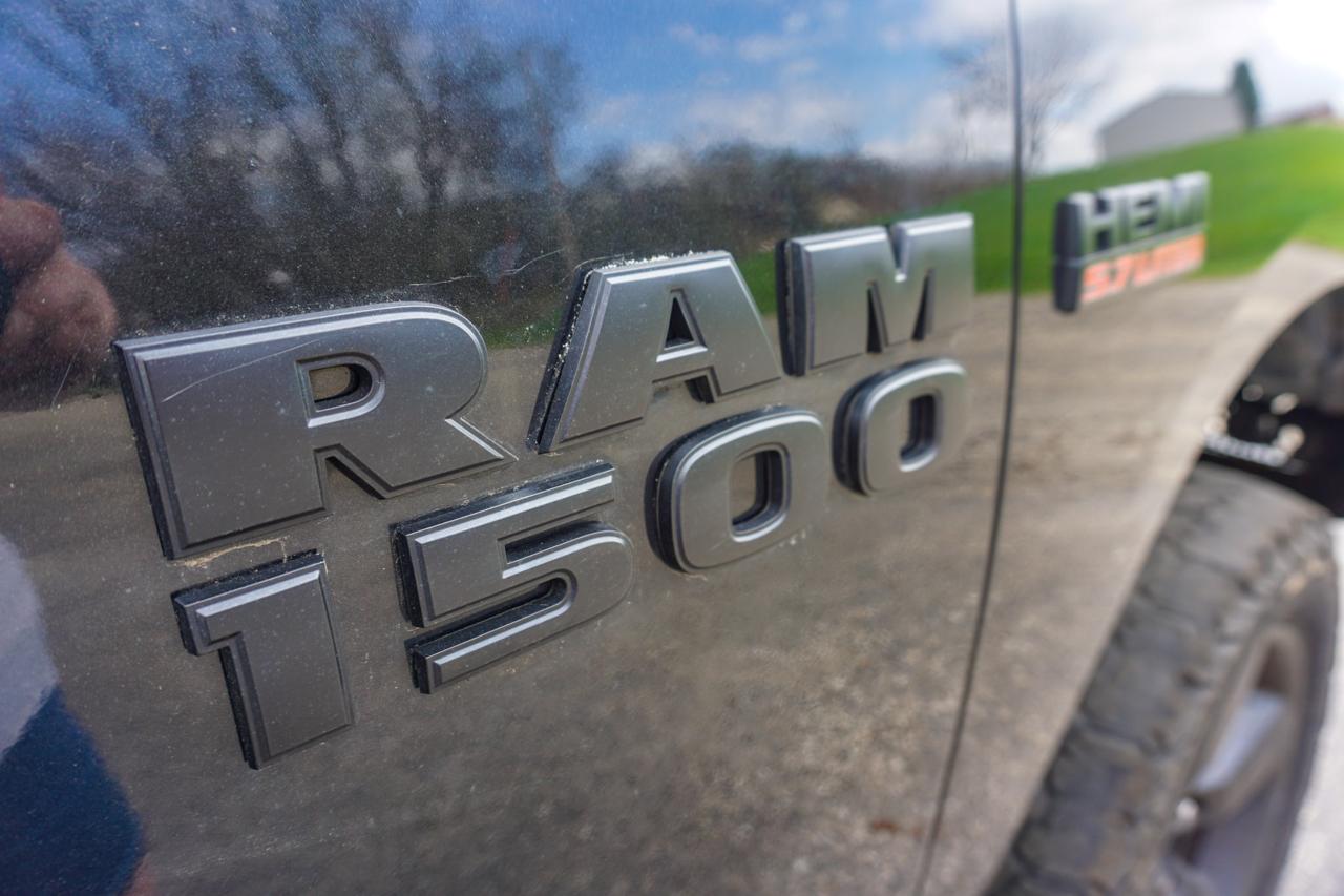RAM 1500 4WD Quad Cab 140.5" Express 2016