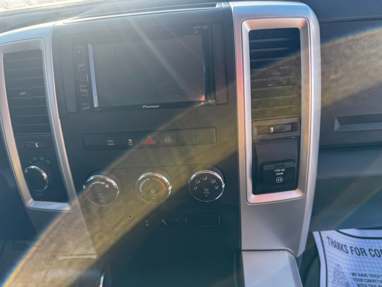 RAM 1500 4WD Crew Cab 140.5" Sport 2011