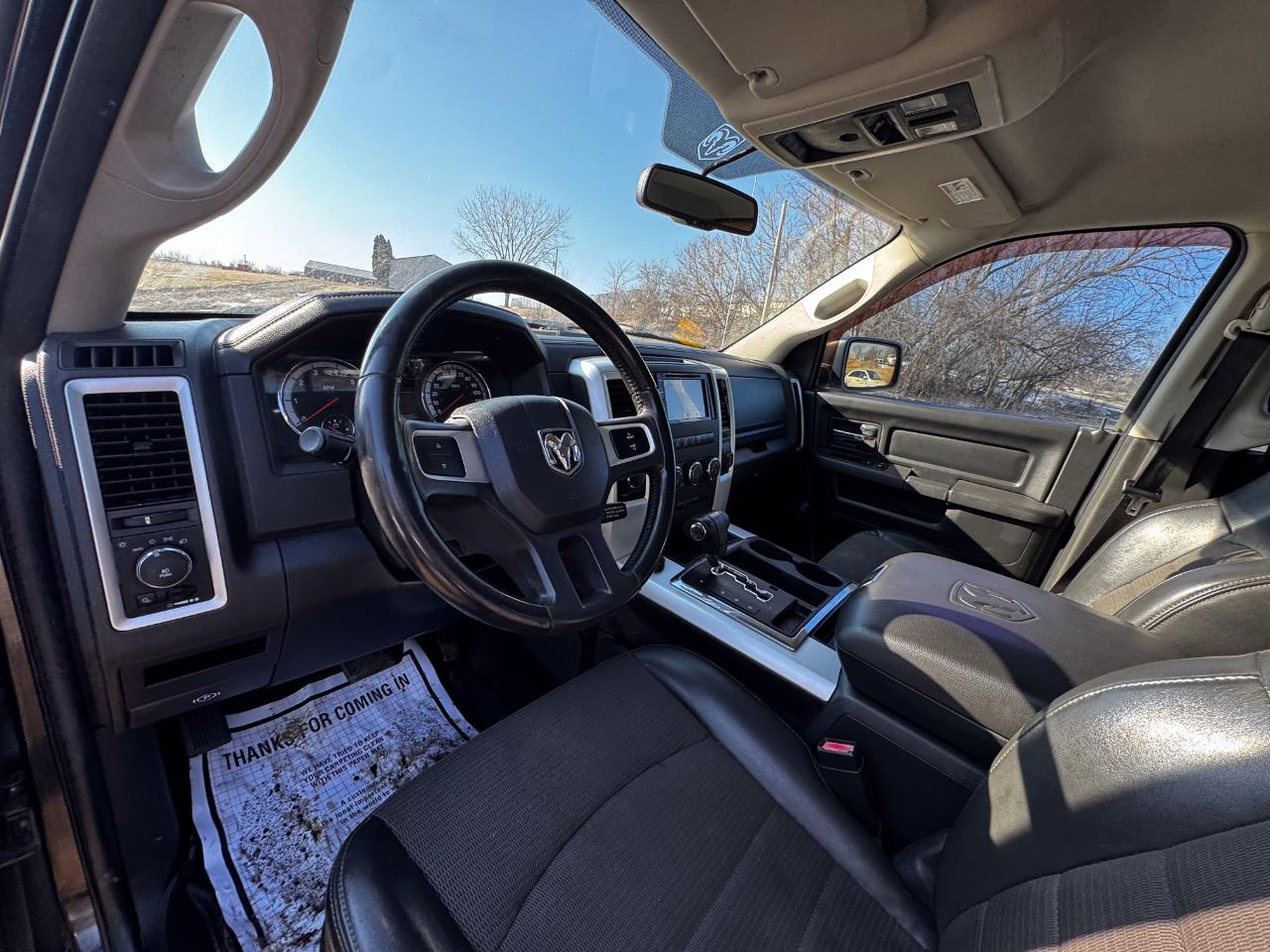 RAM 1500 4WD Crew Cab 140.5" Sport 2011