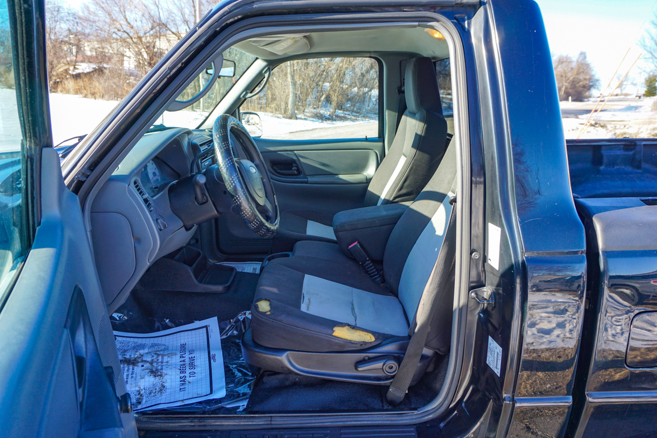 Ford Ranger Reg Cab 118" WB XLT 2005