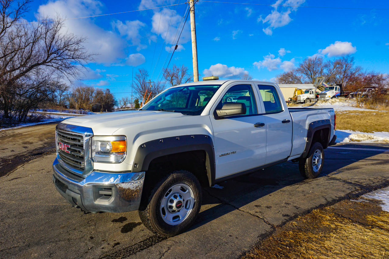 GMC Sierra 2500HD available WiFi 4WD Double Cab 144.2" 2015