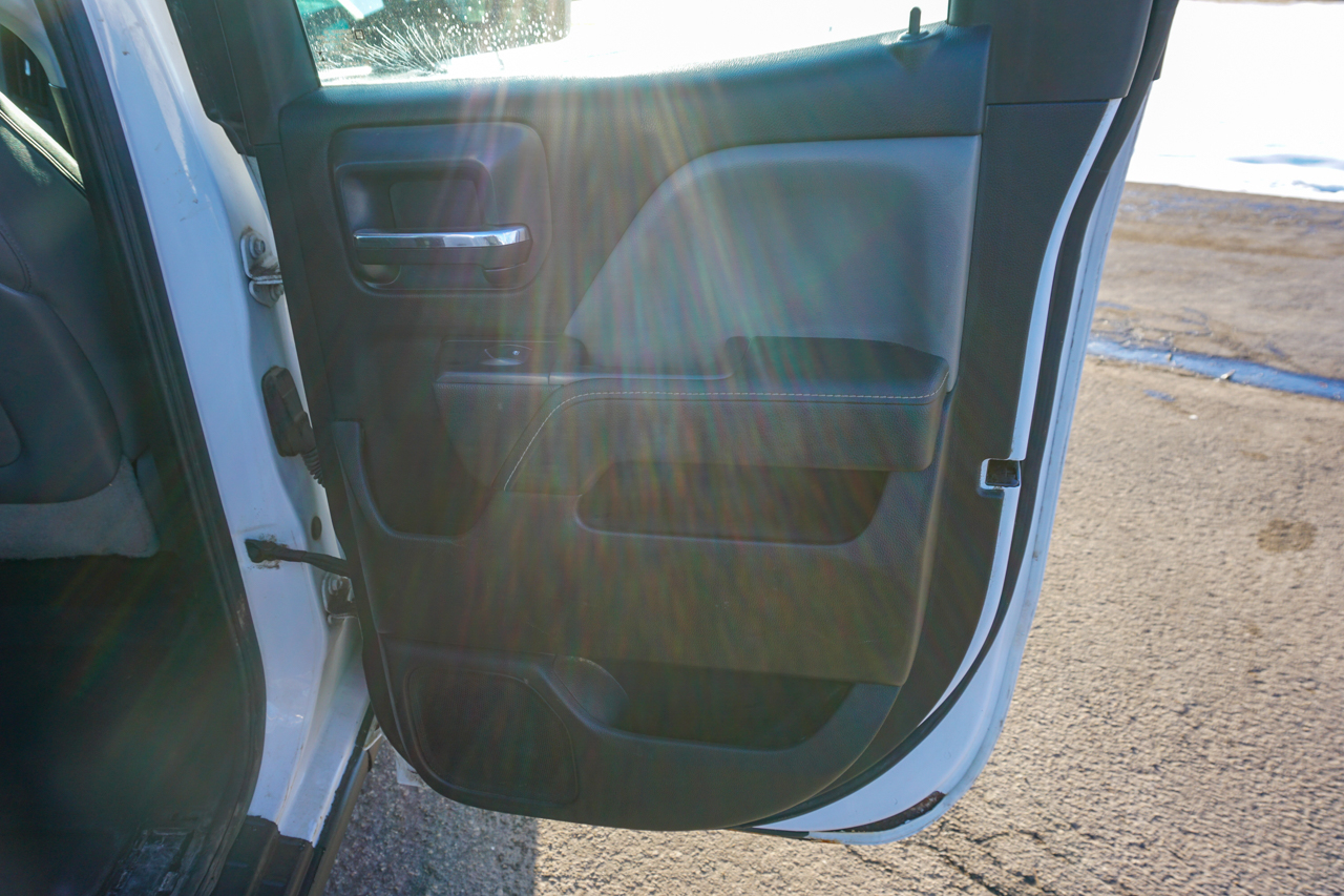 GMC Sierra 2500HD available WiFi 4WD Double Cab 144.2" 2015