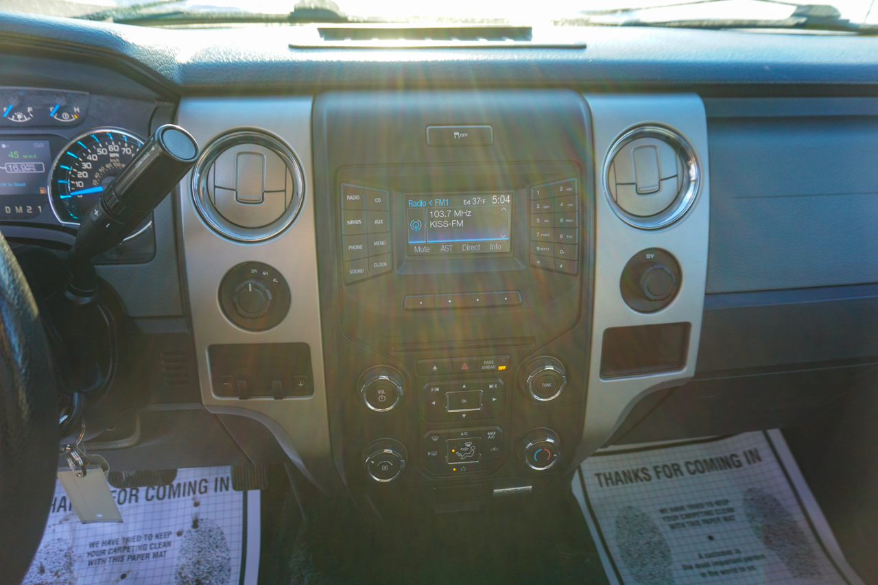 Ford F-150 4WD SuperCab 145" Lariat 2013