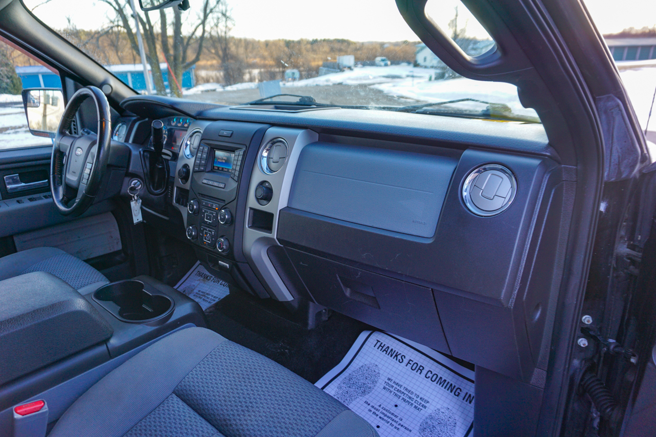 Ford F-150 4WD SuperCab 145" Lariat 2013