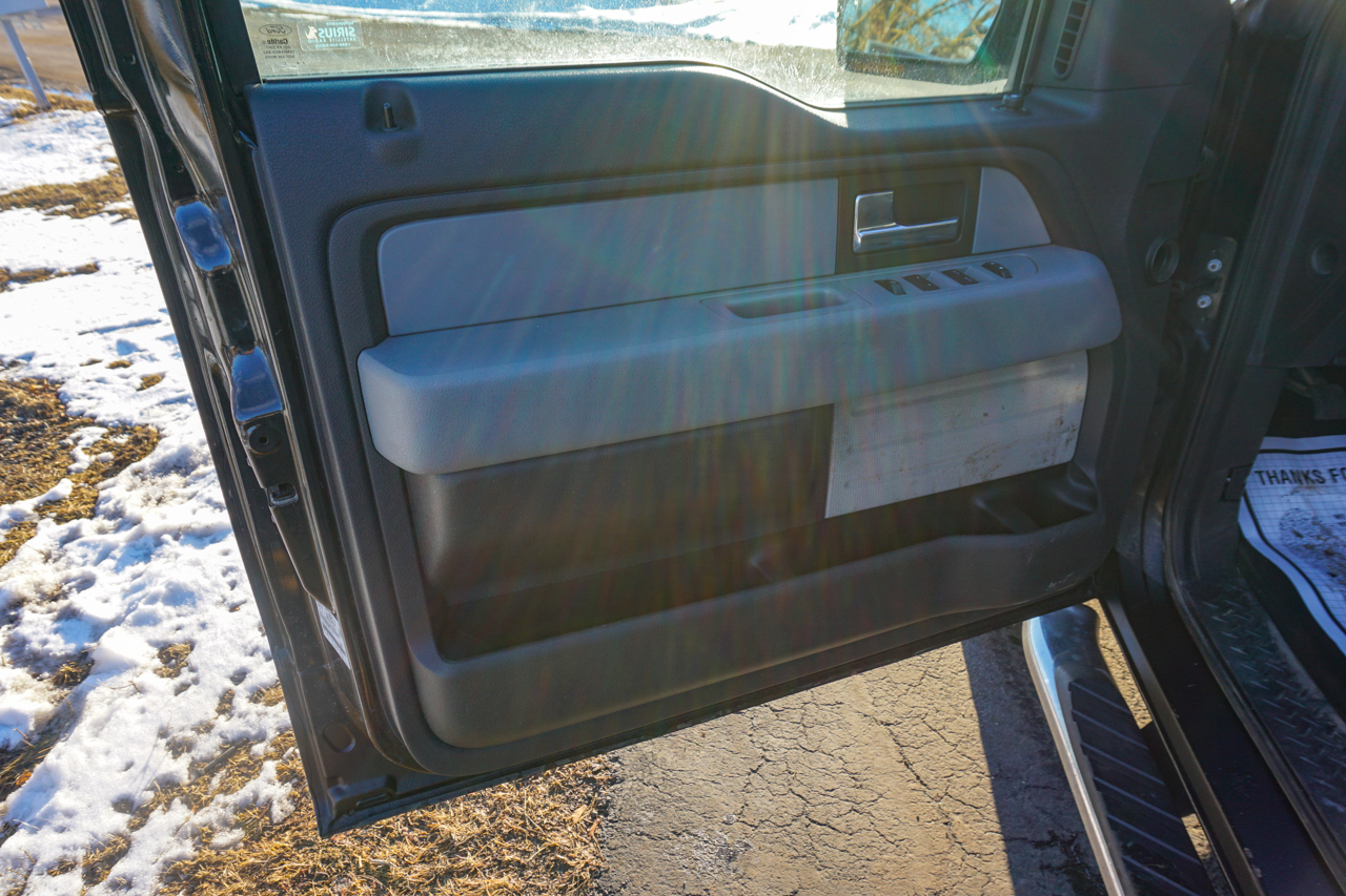 Ford F-150 4WD SuperCab 145" Lariat 2013