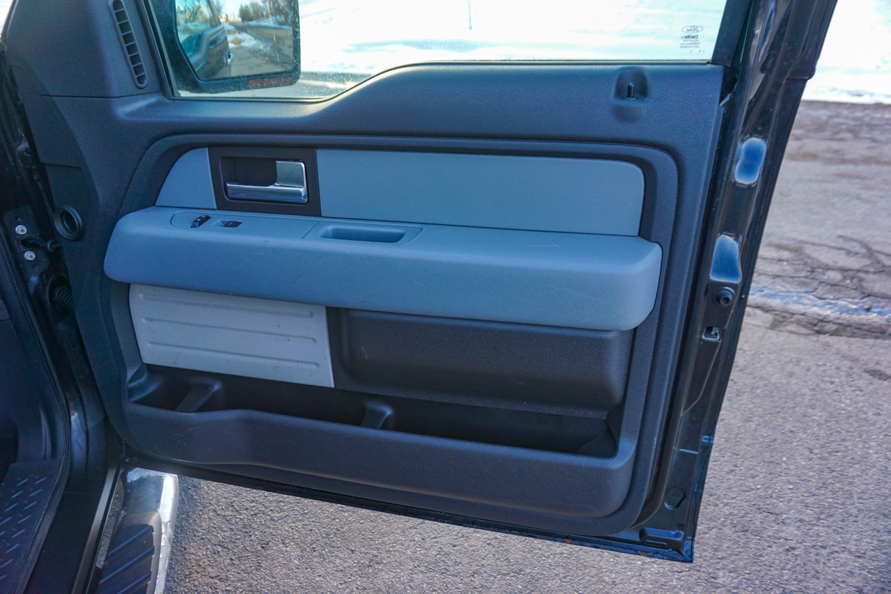 Ford F-150 4WD SuperCab 145" Lariat 2013