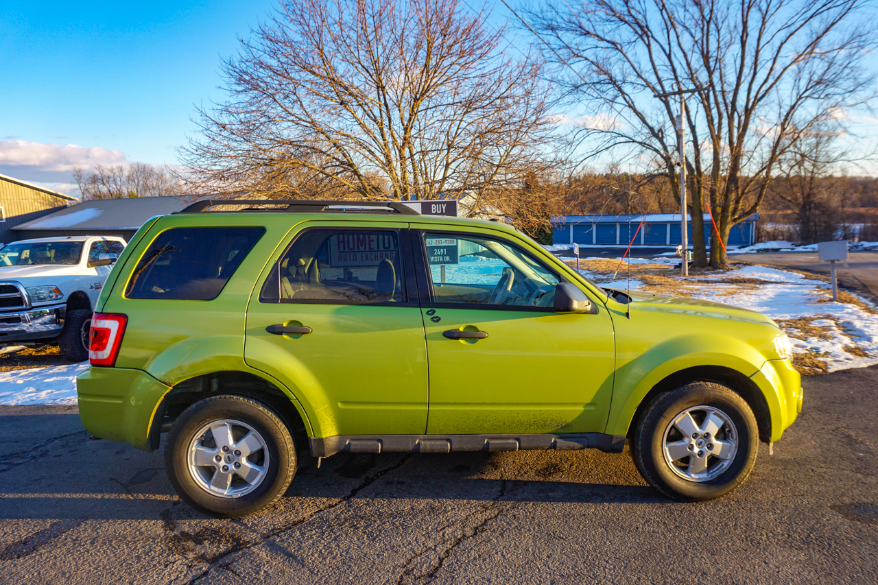 Ford Escape 4WD 4dr XLT 2012