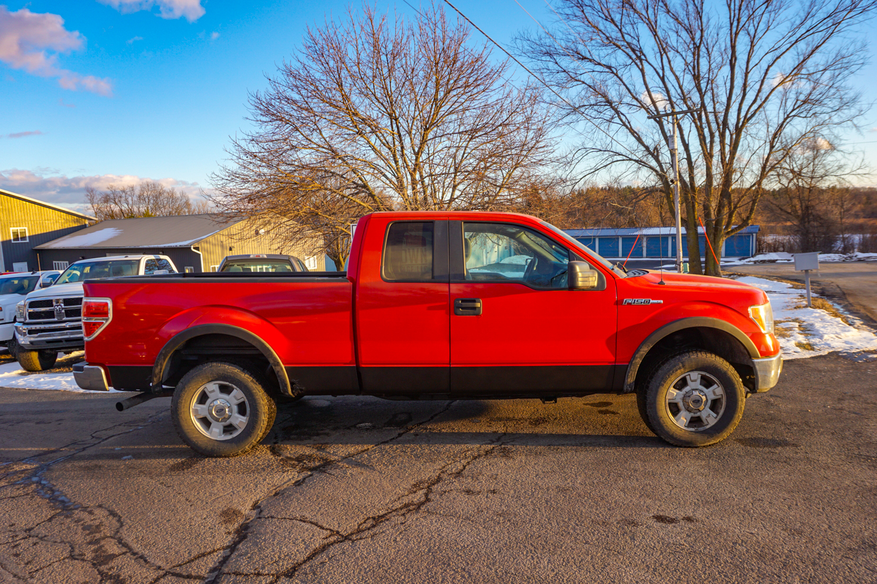 Ford F-150 4WD SuperCab 145" Lariat 2011