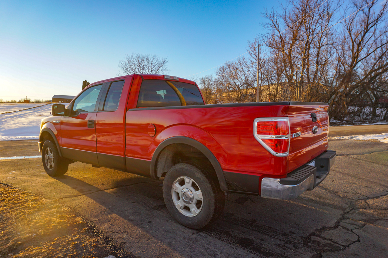 Ford F-150 4WD SuperCab 145" Lariat 2011