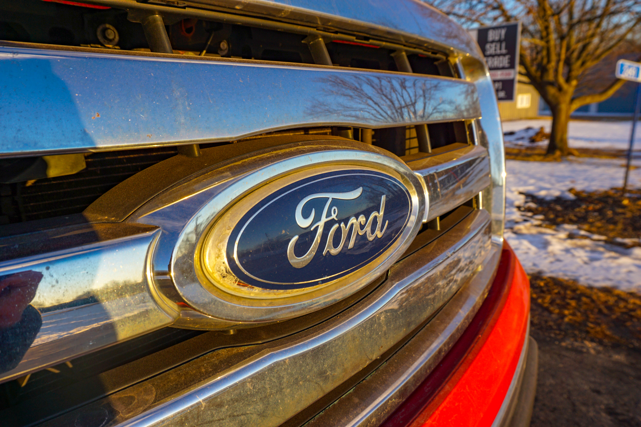 Ford F-150 4WD SuperCab 145" Lariat 2011