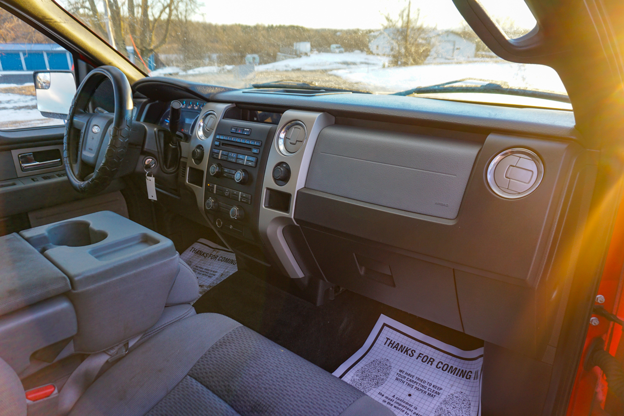 Ford F-150 4WD SuperCab 145" Lariat 2011